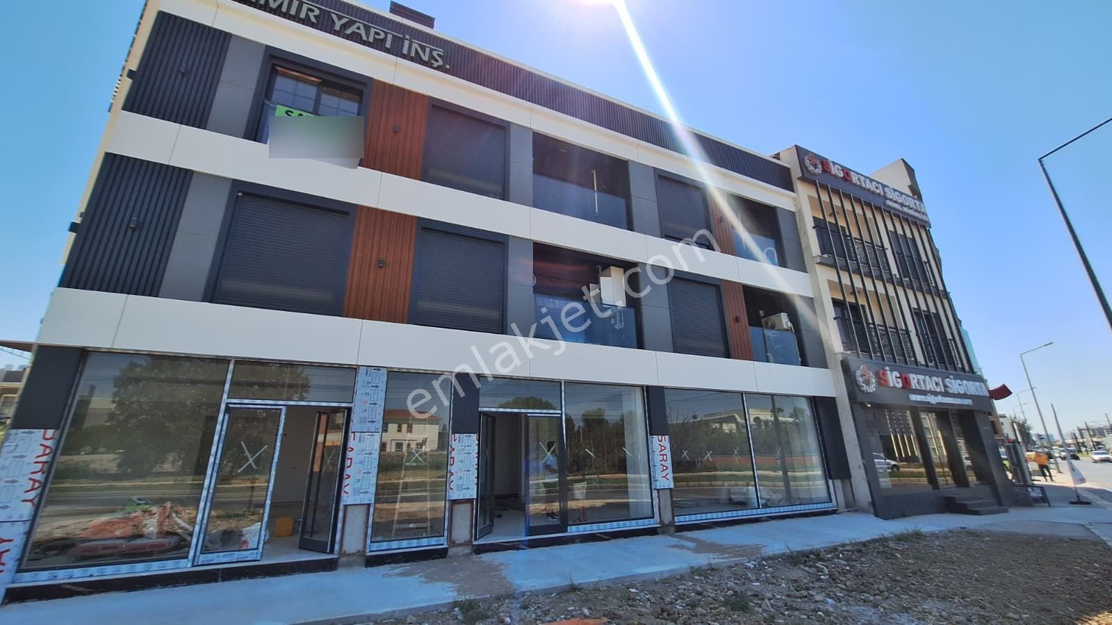 Çiğli Balatçıkta Tramvay Yoluna Sıfır Kiralık Dükkan - Görsel 9