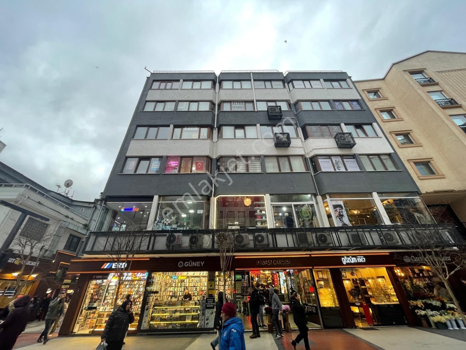 Vip Gayrimenkulden Meydanda Satılık Büro&ofis - Görsel 12