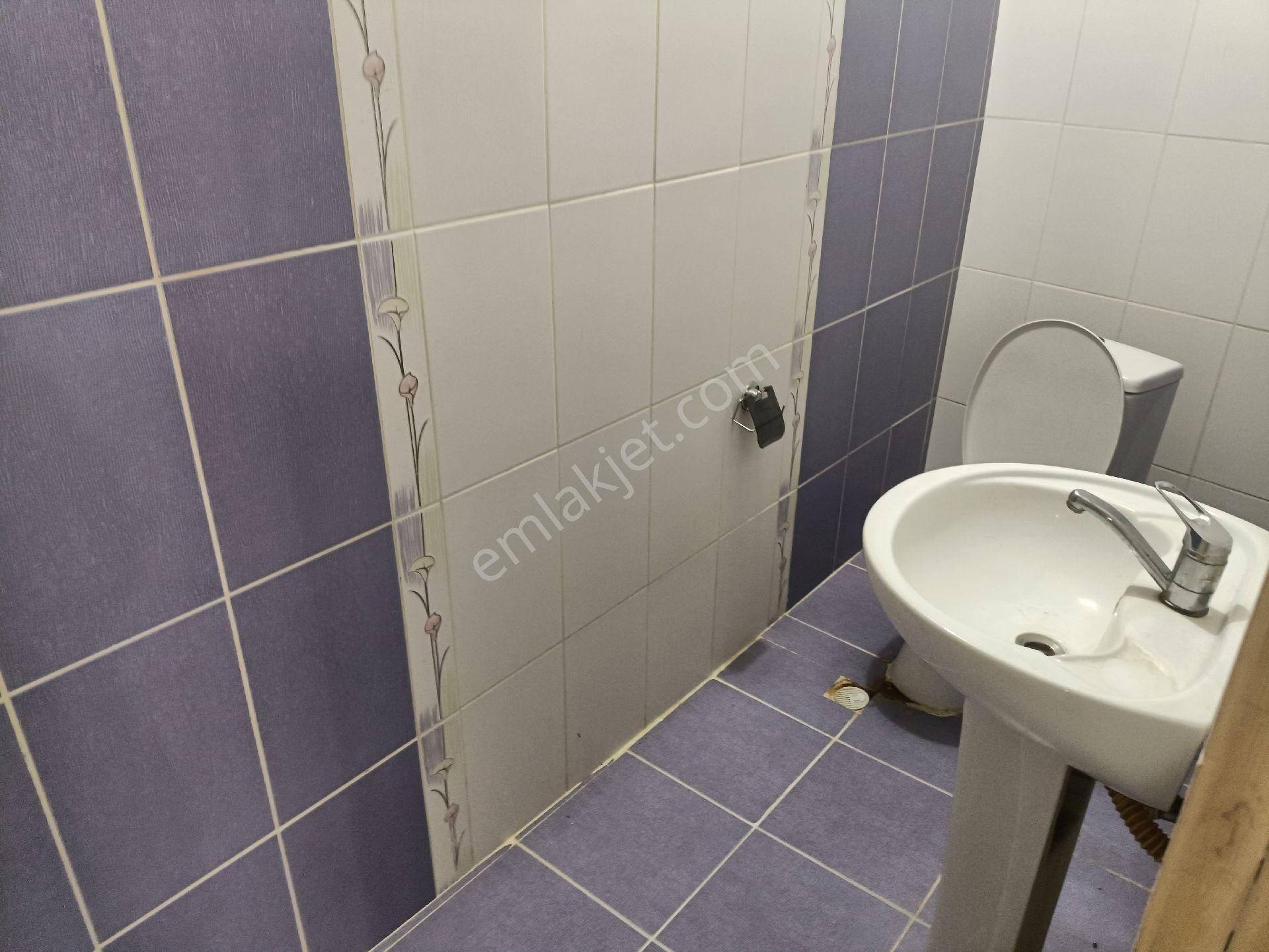 Adem Yavuz Caddesi'nde Kiralık Daire - Görsel 3