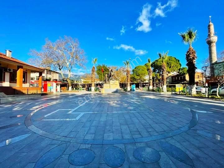 🛑🛑aktiften Zeytinlide Satılık Ayrı Mutfaklı Ön Cephe Çift Balkonlu Geniş 2+1daire