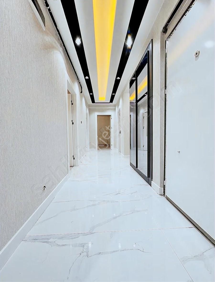 Özçeliklerden Cadde Ve Okullar Yanı Sıfır 3+1 Geniş Yapılı Daire - Görsel 24