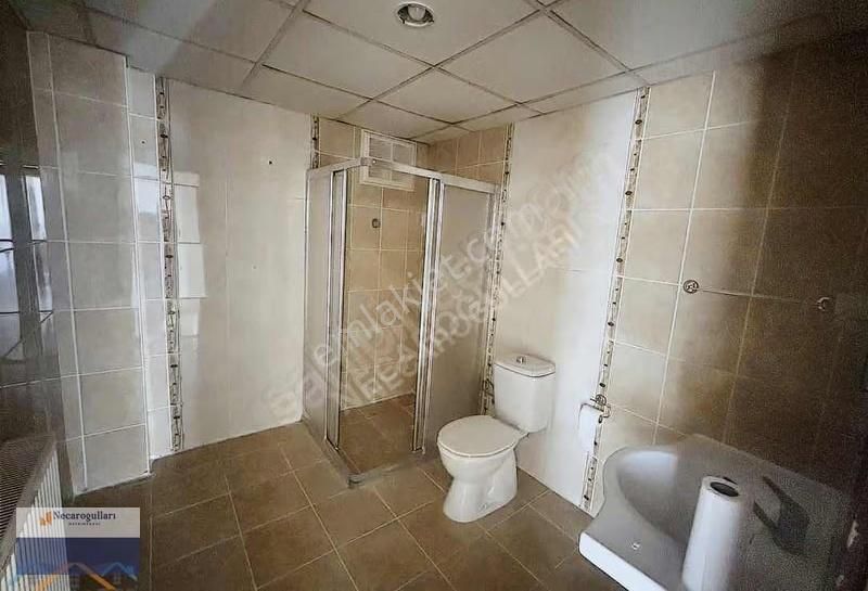 Necaroğullarından 75 Caddeye Yakın Kiralık 3+1 Daire - Görsel 11