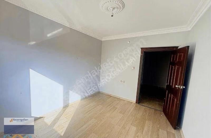 Necaroğullarından 75 Caddeye Yakın Kiralık 3+1 Daire - Görsel 19