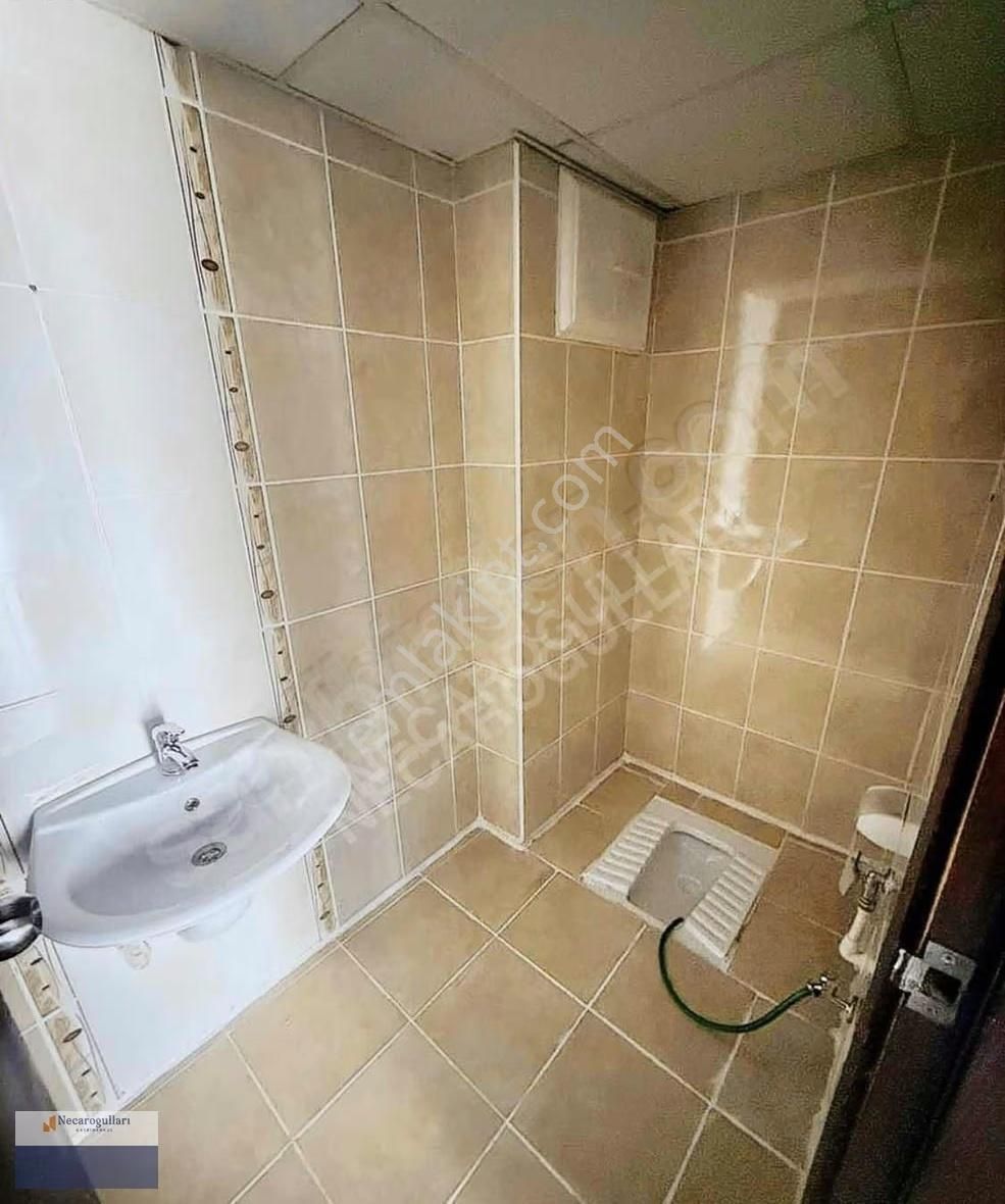 Necaroğullarından 75 Caddeye Yakın Kiralık 3+1 Daire - Görsel 8