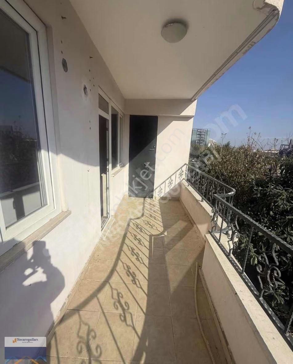 Necaroğullarından 75 Caddeye Yakın Kiralık 3+1 Daire - Görsel 4