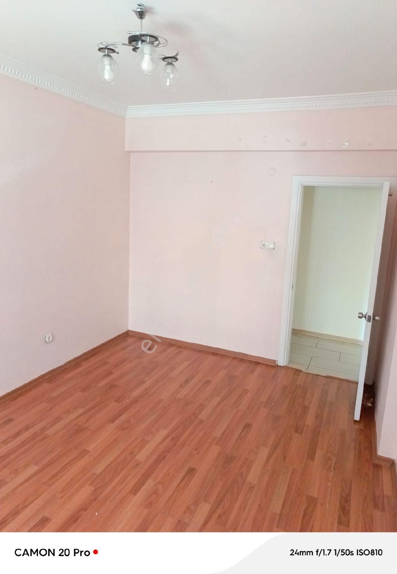 Çekmeköy Cumhuriyet Havuzlu Site Büyük Daire - Görsel 12