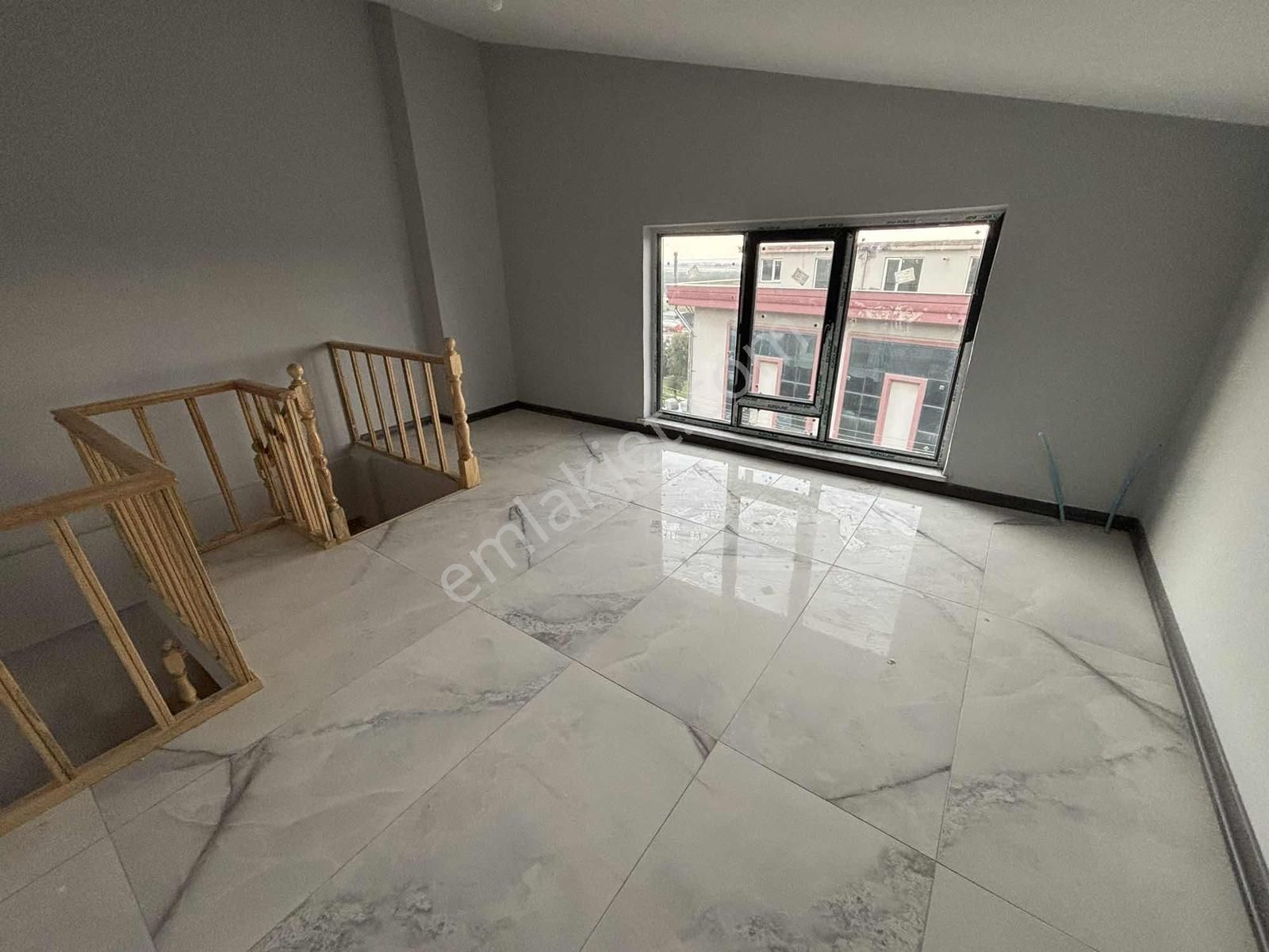 Yalova Taşköprüde Deniz Manzaralı Satılık 1+1 Daire - Görsel 24