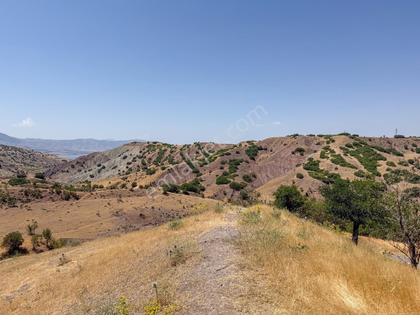 Biarsadan Keban Barajı Manzaralı Köyiçi 3.732 M² İmarlı Parsel - Görsel 31