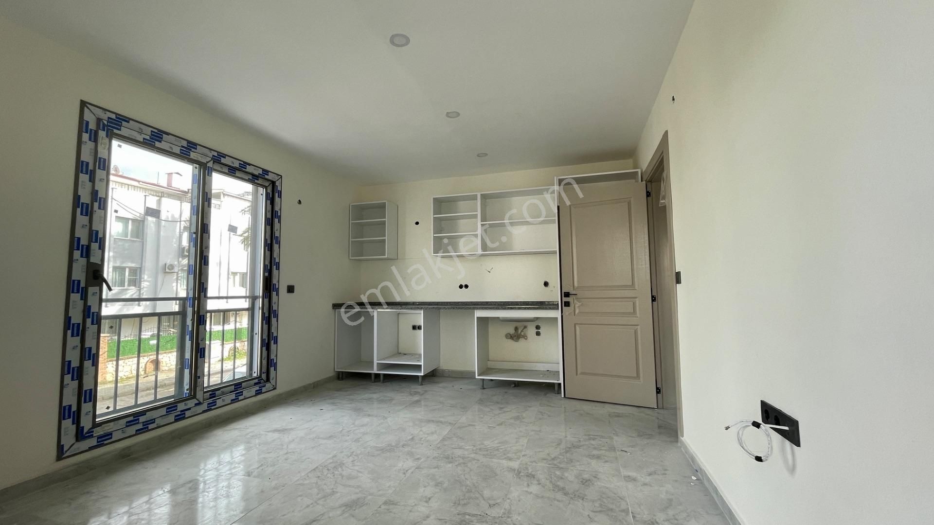 Aydın Didim Efeler Mahallesinde Arakat Ön Cephe Asansörlü 2+1 - Görsel 5