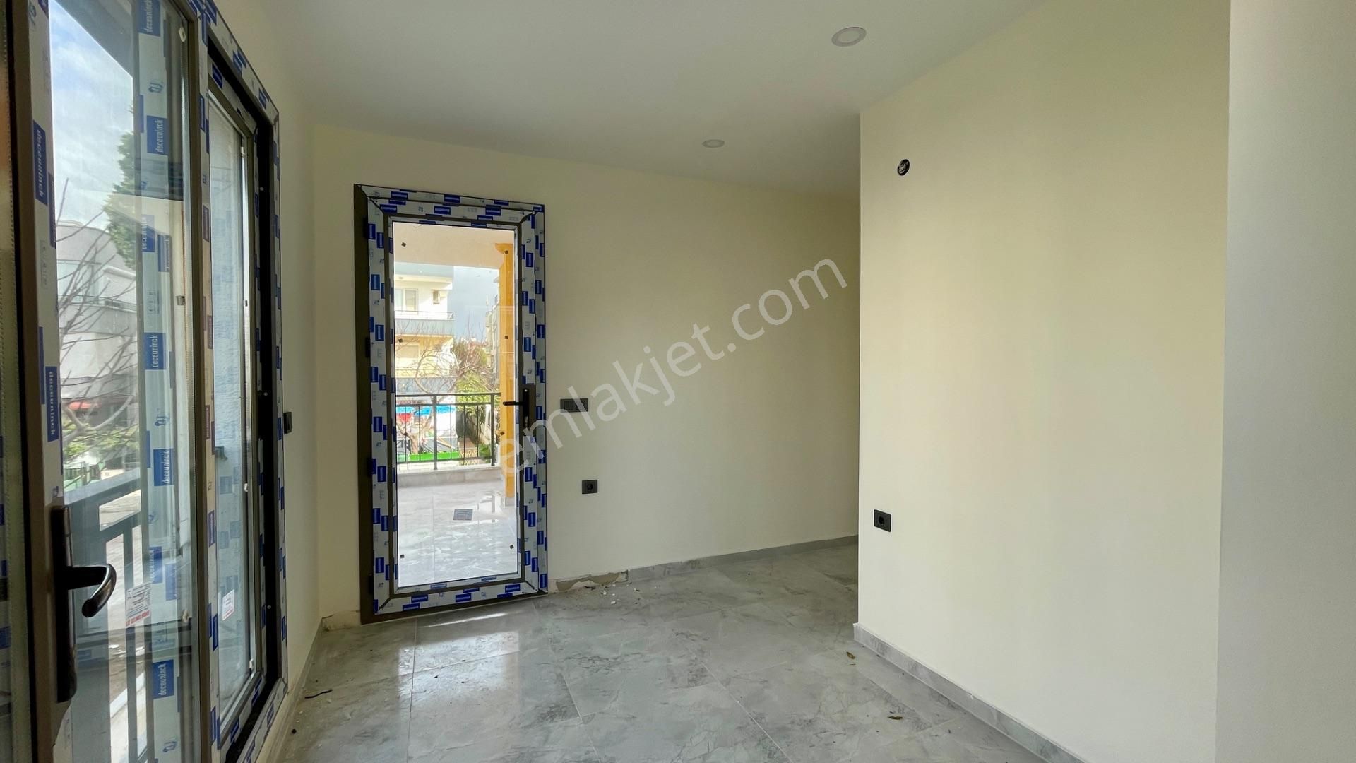 Aydın Didim Efeler Mahallesinde Arakat Ön Cephe Asansörlü 2+1 - Görsel 7