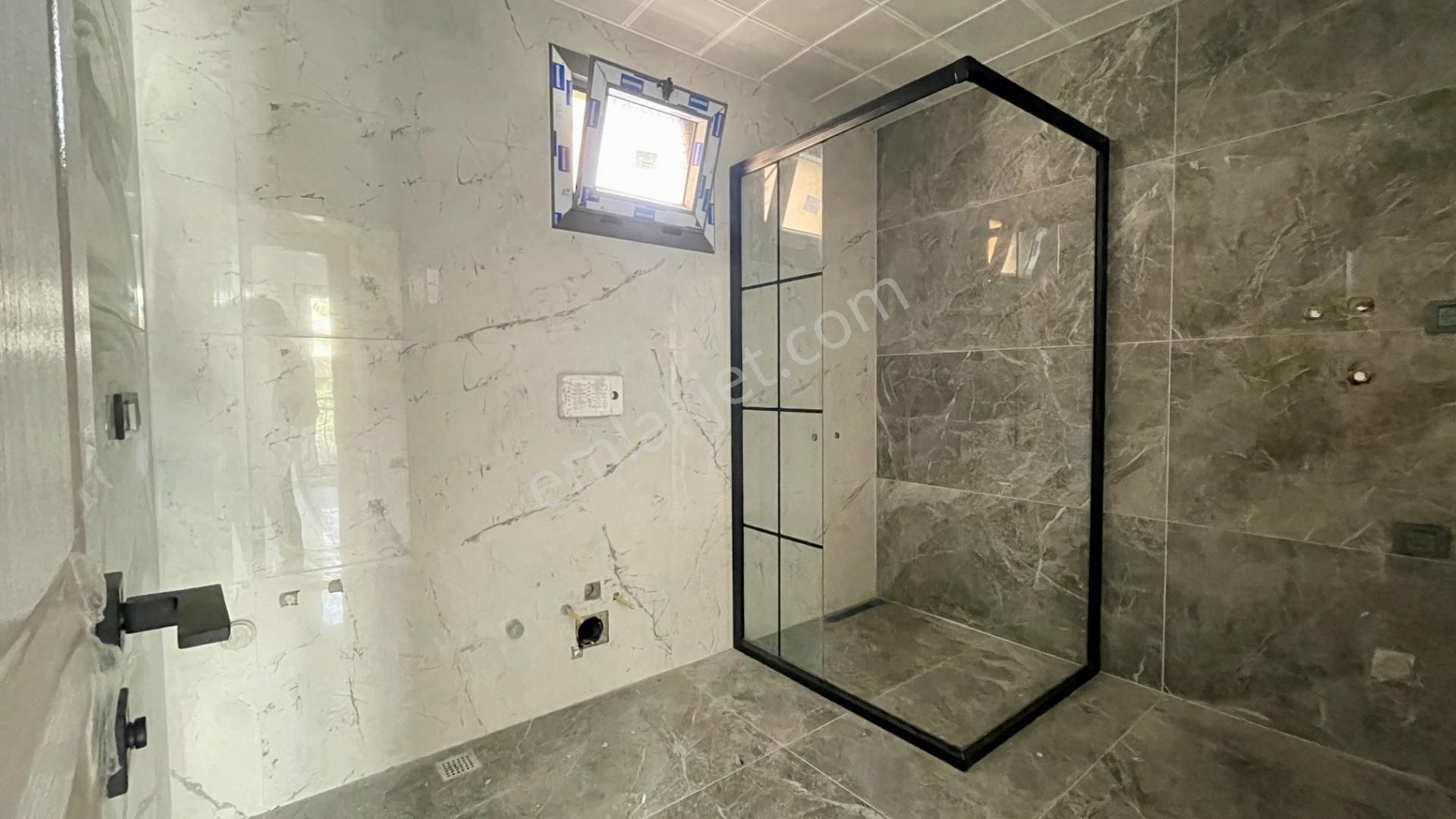 Aydın Didim Efeler Mahallesinde Arakat Ön Cephe Asansörlü 2+1 - Görsel 15