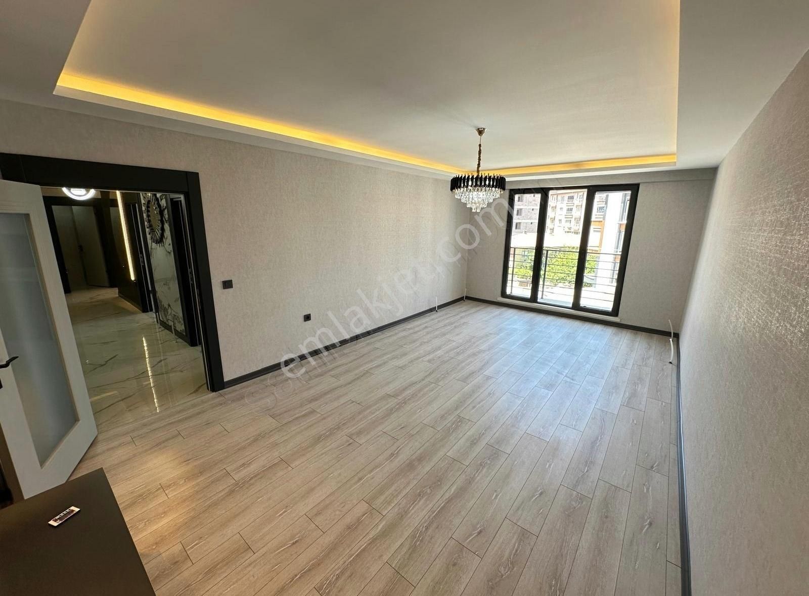 Ara Katta Ultra Lüks Full Yapılı Çift Banyolu Sıfır 3+1 Daire - Görsel 18