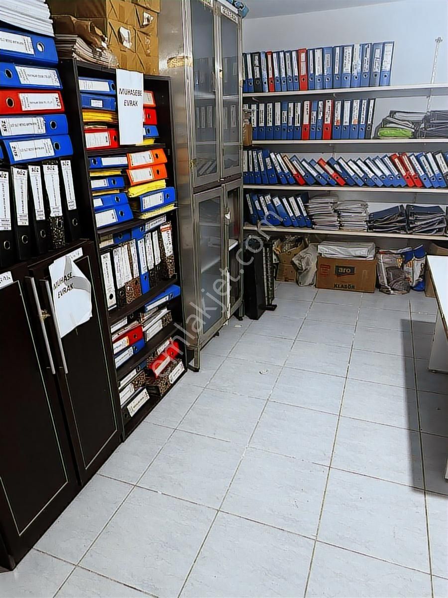 Çakmakda Sağlam Kamukiracılı İskininyanında Kupondepoludükkan - Görsel 12