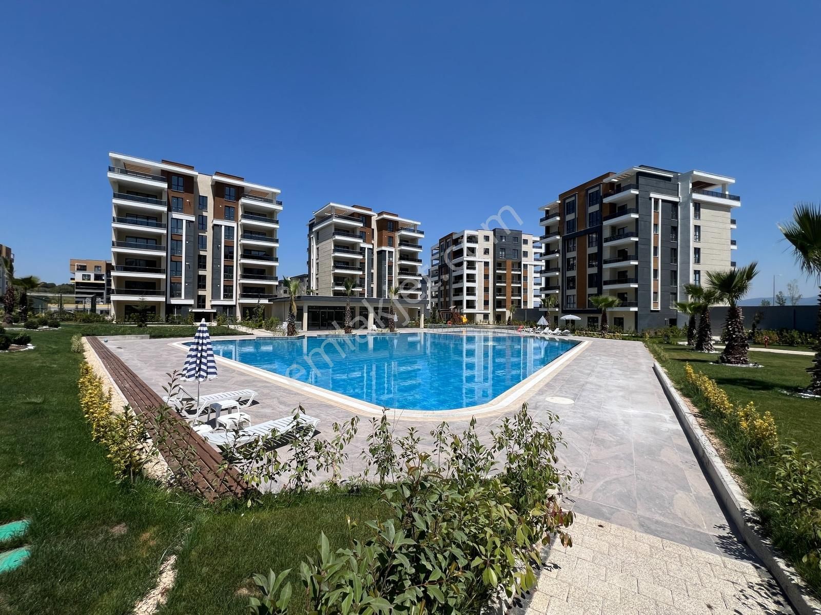 Lookhause Nilüfer Kayapa'da Efe Sezen Park'ta Satılık 3+1