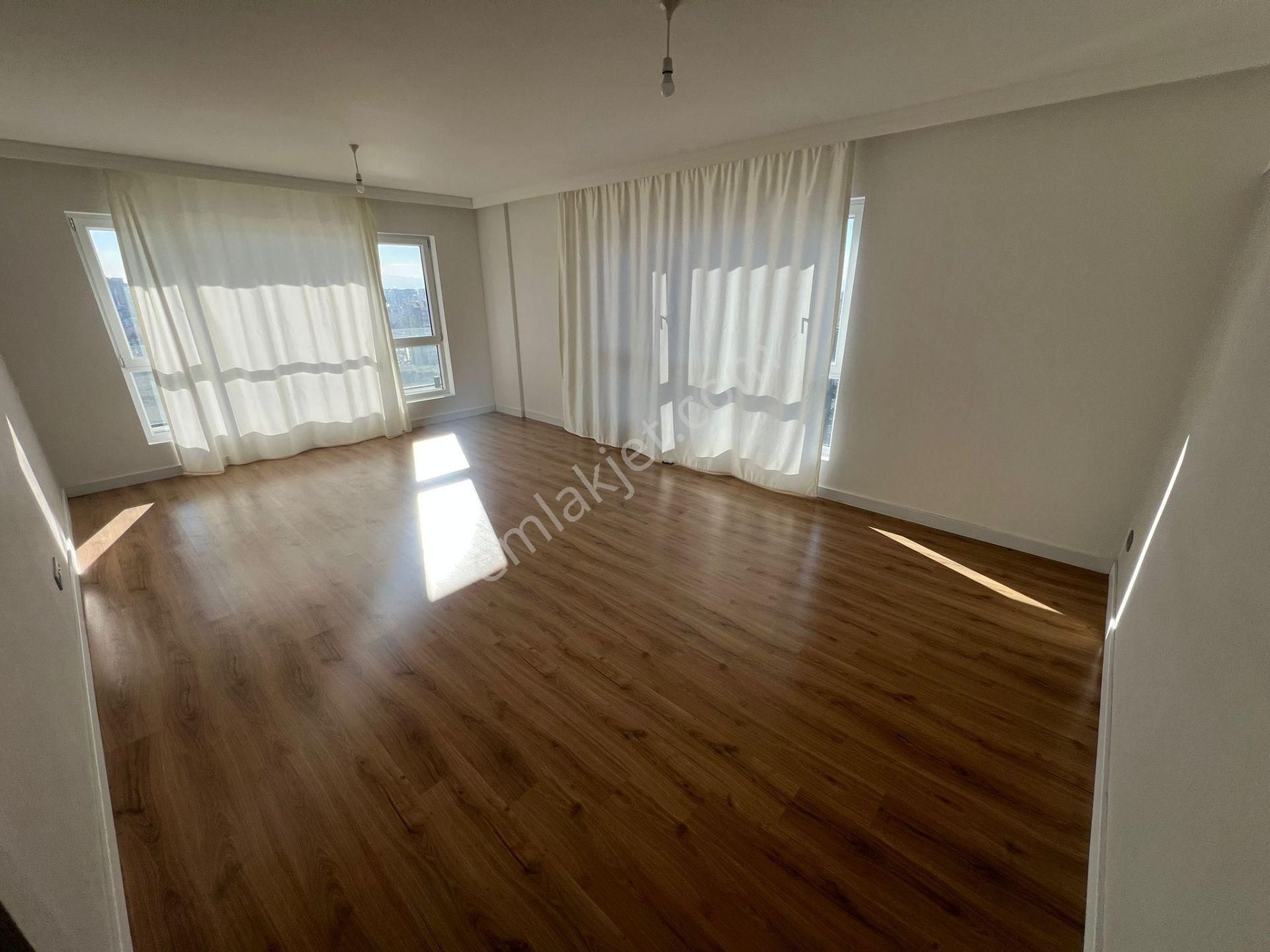 Çakırlar Mevki Bölgenin En Geniş 2+1 115 M² Net Kiralık Daire - Görsel 12