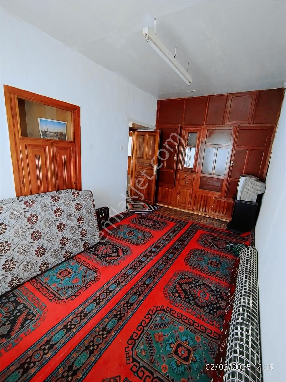 Emin Gyo'dan Kadınhanı Merkezde Satılık 4+1 Müstakil Ev!!!! - Görsel 8