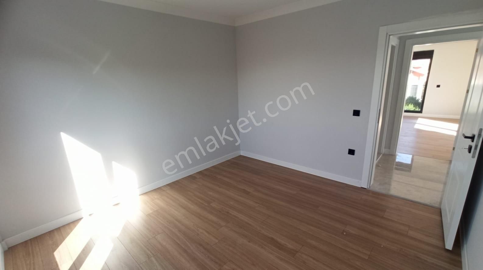 Bayramoğlu'nda Deniz Manzaralı Satılık Lüks Fourlex İkiz Villa - Görsel 11