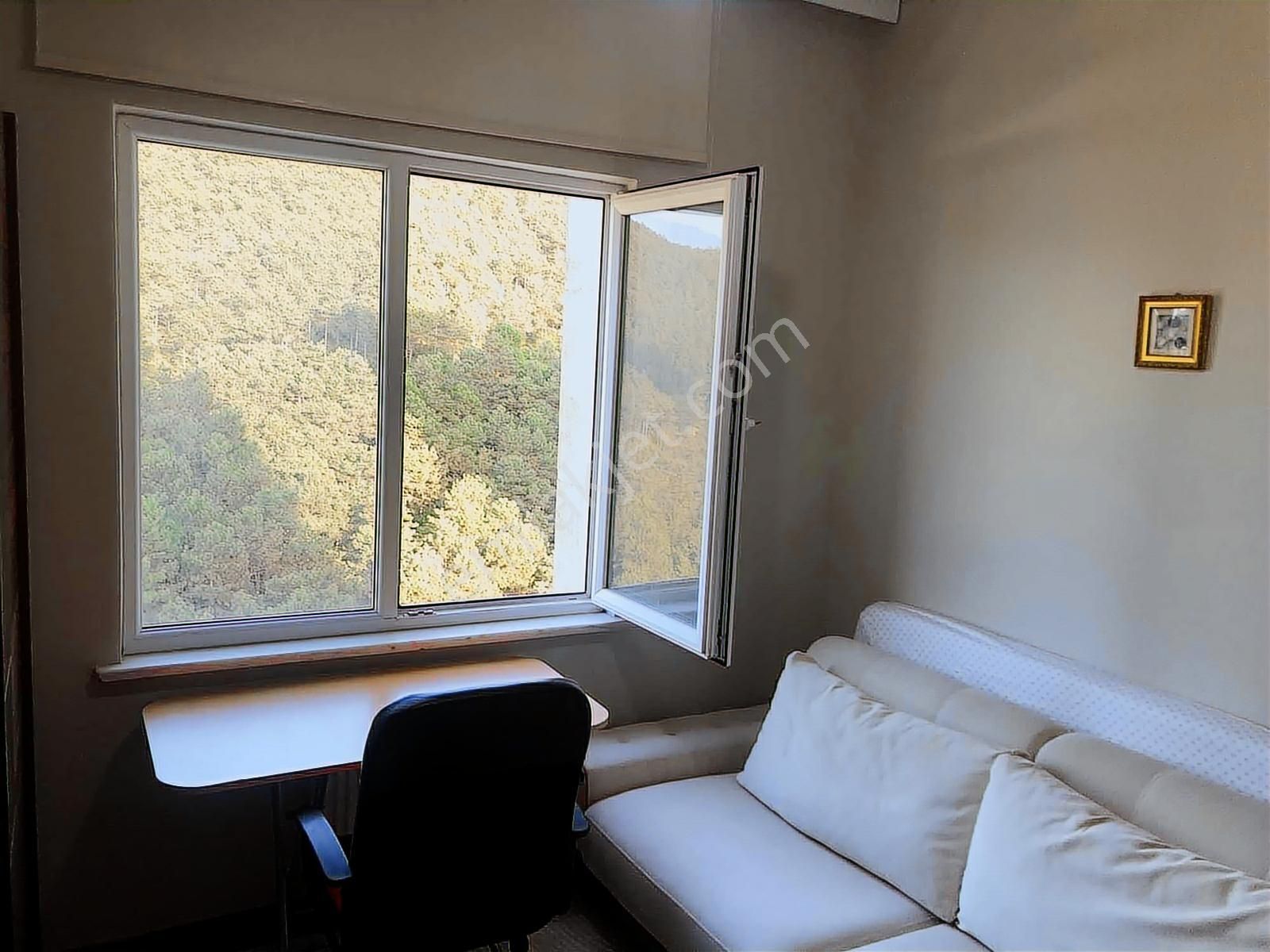 Selim Tan Dan Kiptaş Seyrantepe De Eşyalı Kiralık 2+1 - Görsel 15