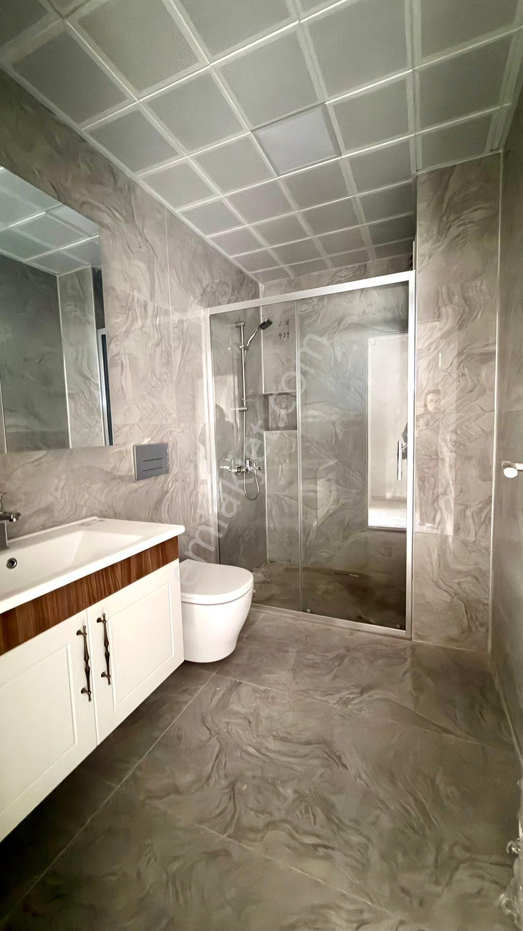 Atatürk Cad. Yakın Yerden Isıtma D.gazlı Kiralık 1+1 Lüks Daire - Görsel 13