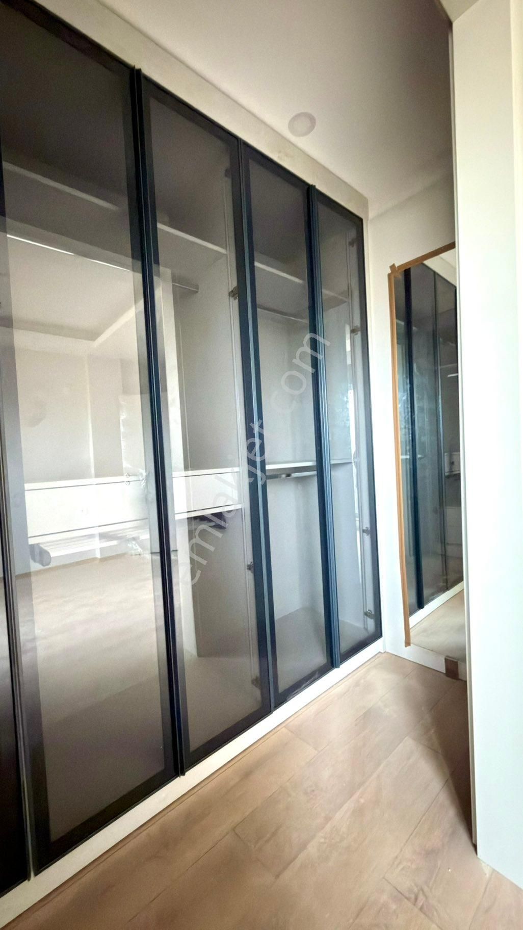 Atatürk Cad. Yakın Yerden Isıtma D.gazlı Kiralık 1+1 Lüks Daire - Görsel 11