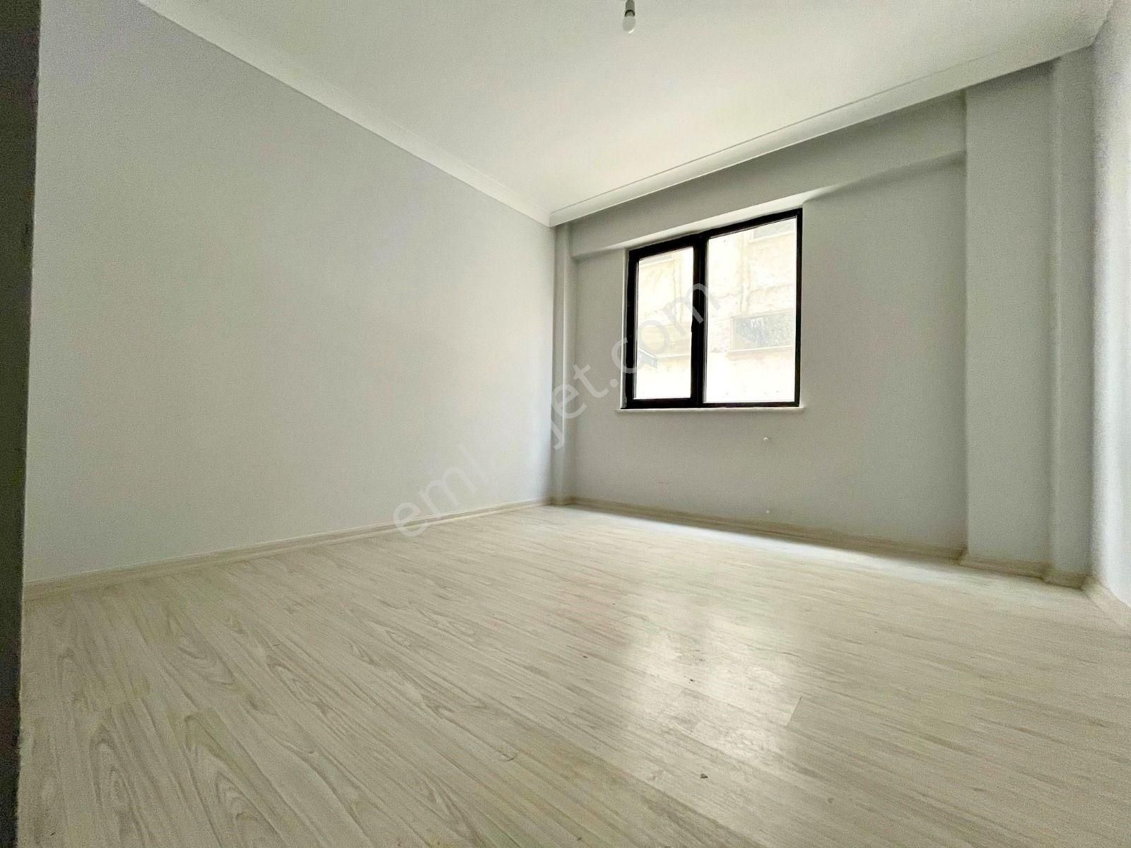 Parladan Sıfır Binada Asansörlü Krediye Uygun Ara Kat 1+1 Daire - Görsel 14