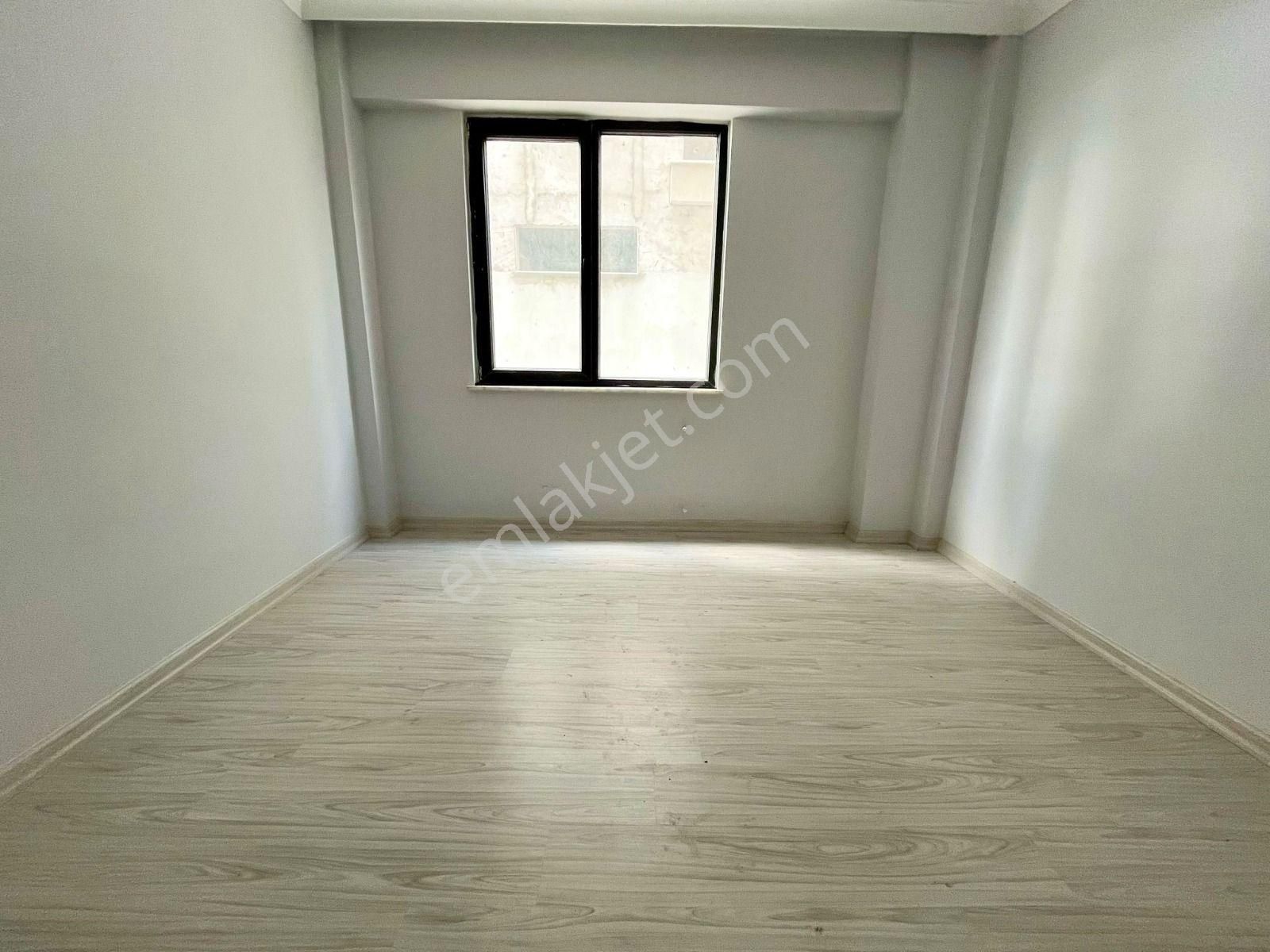Parladan Sıfır Binada Asansörlü Krediye Uygun Ara Kat 1+1 Daire - Görsel 17