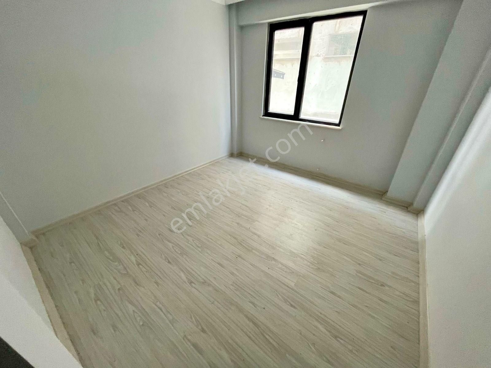 Parladan Sıfır Binada Asansörlü Krediye Uygun Ara Kat 1+1 Daire - Görsel 21