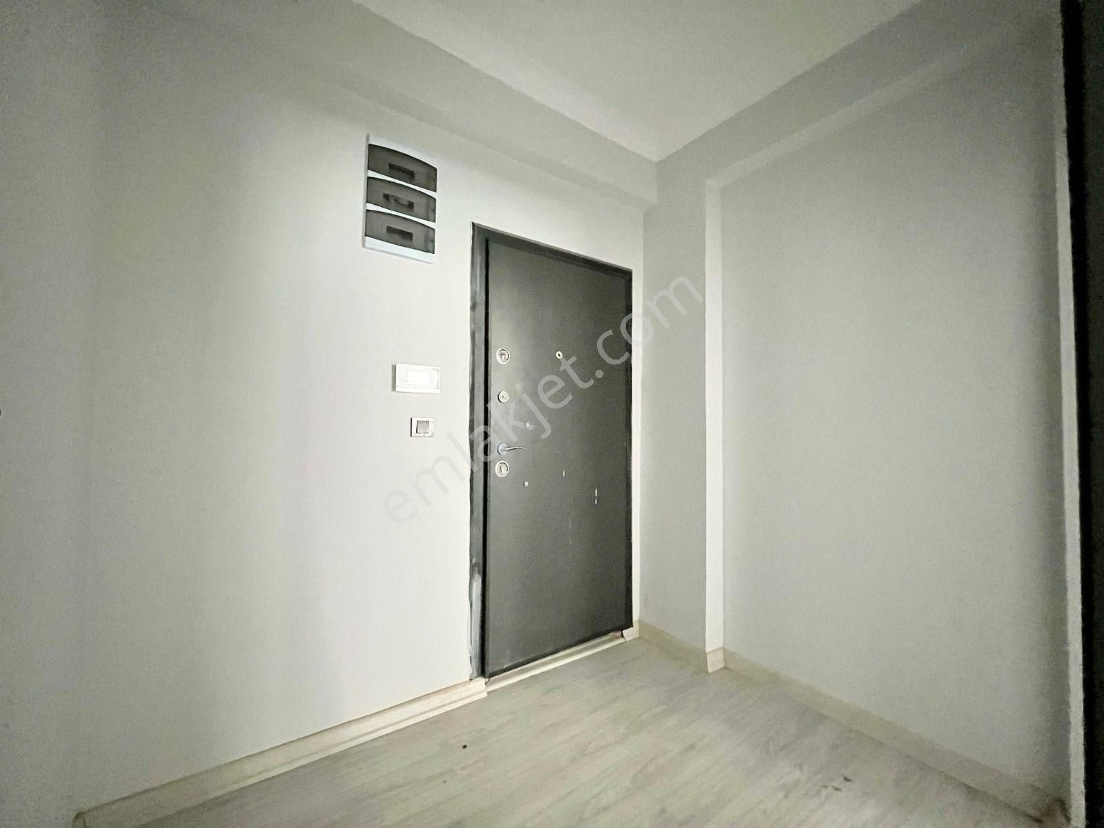 Parladan Sıfır Binada Asansörlü Krediye Uygun Ara Kat 1+1 Daire - Görsel 22