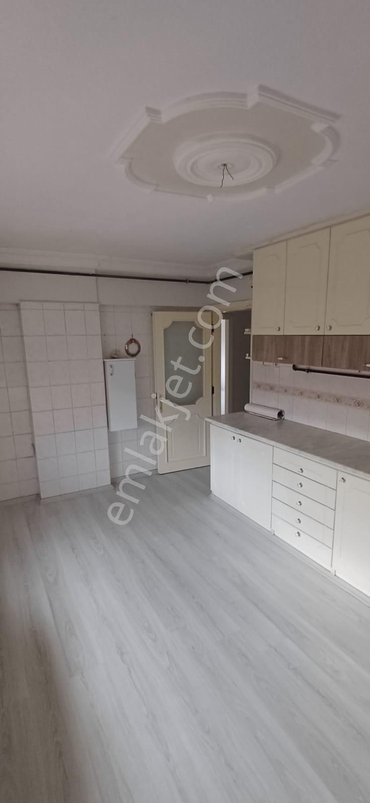 Nazilli Çapahasan Mahallesi’nde Masrafsız, Doğalgazlı Kiralık 3+1! - Görsel 5