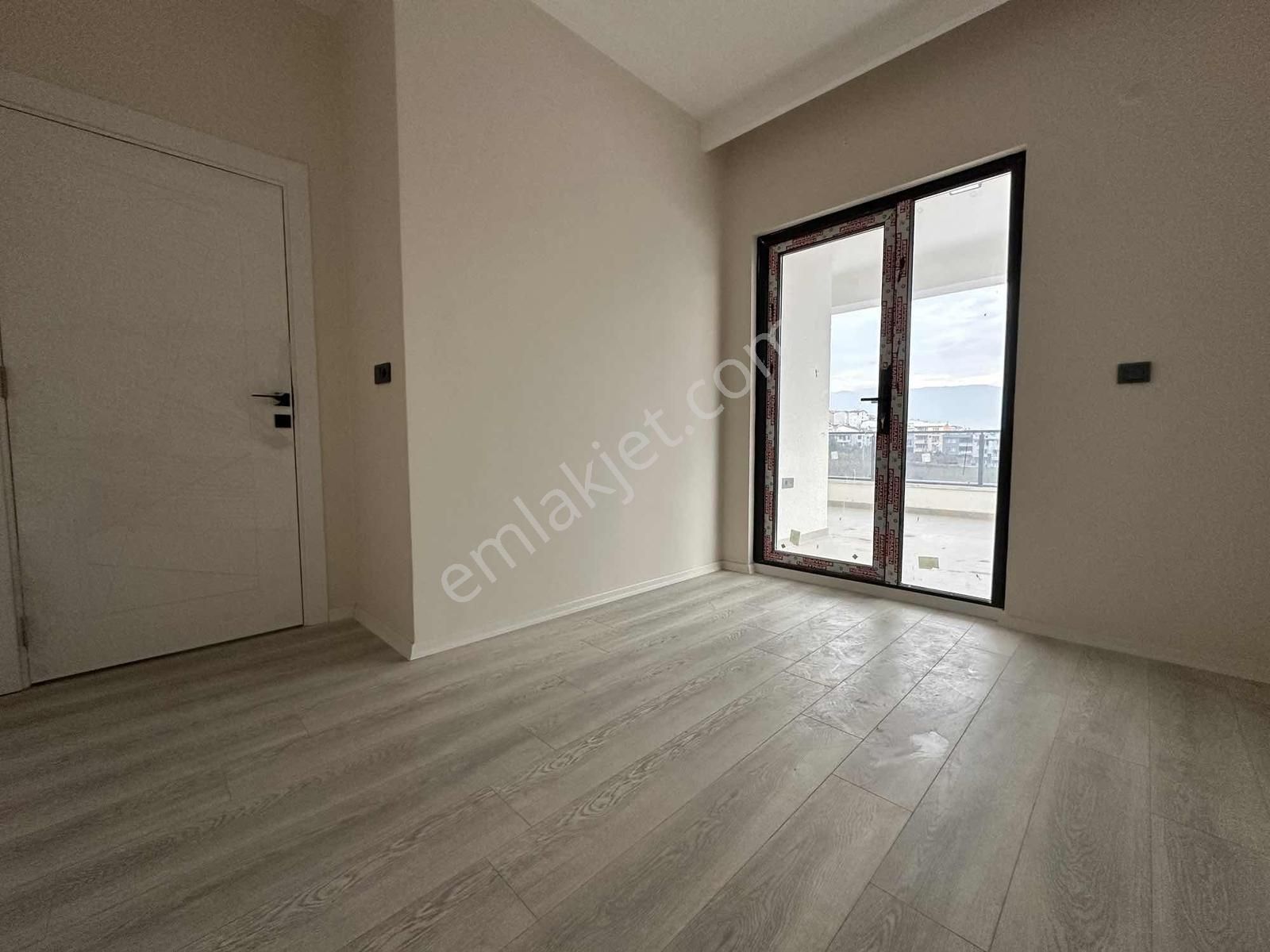 Çamlık Caddesi Üzeri 2+1 Site İçi Daire - Görsel 27