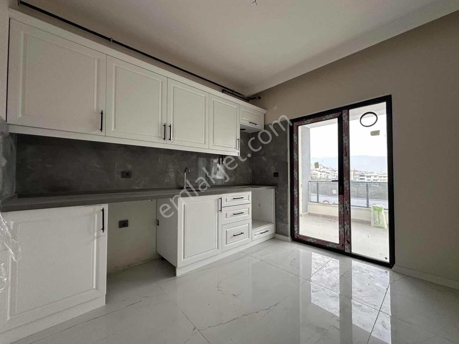 Çamlık Caddesi Üzeri 2+1 Site İçi Daire - Görsel 7