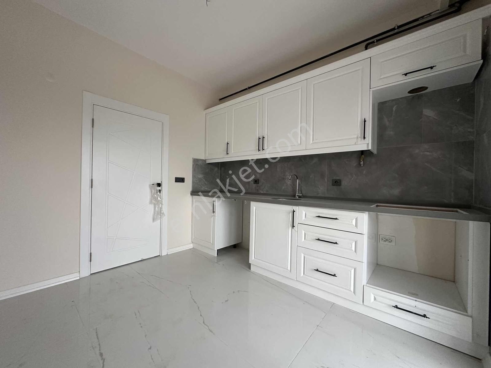 Çamlık Caddesi Üzeri 2+1 Site İçi Daire - Görsel 10