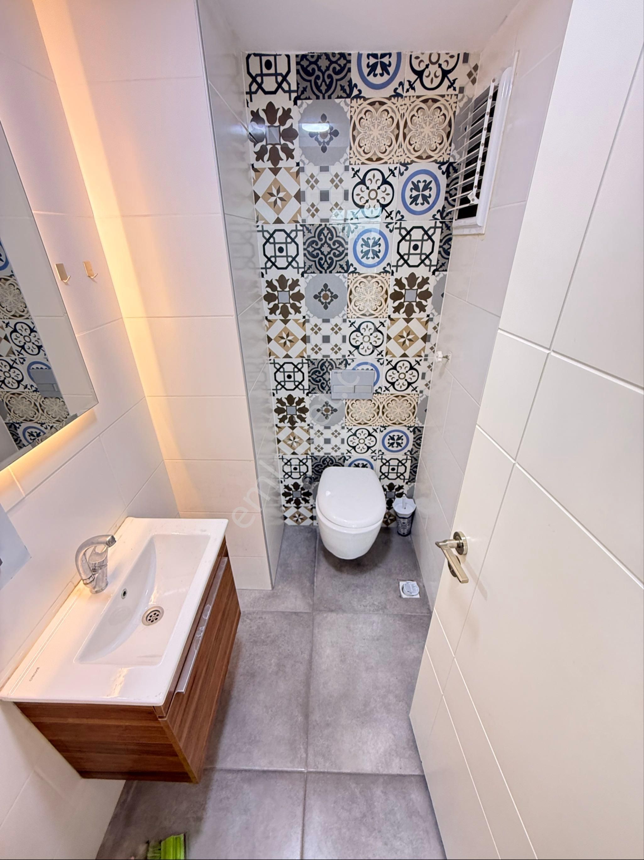 Remint’den Çukurova Toros Mahallesinde 3+1 Açık Mutfak Cam Balkonlu Giyinme Odalı Dirrk Hasarsız!!! - Görsel 14