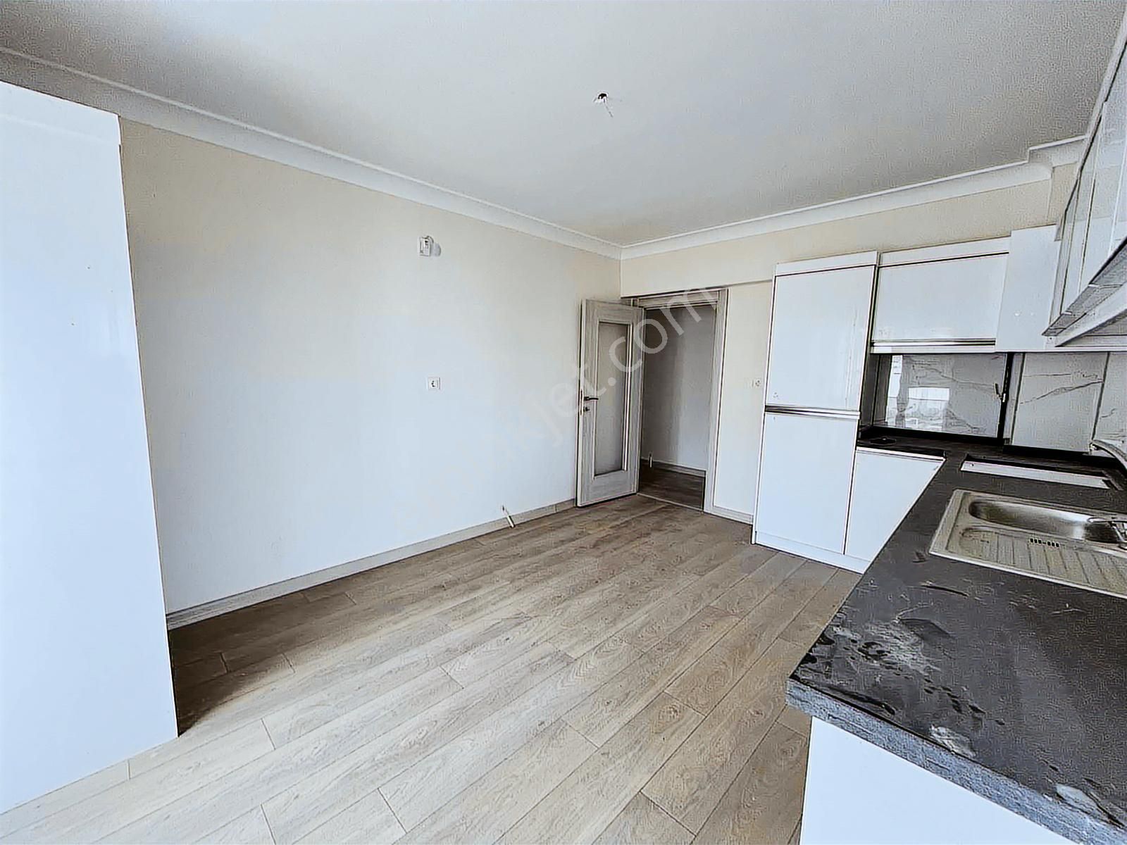 ^avantaj'dan Küçük Kayaş'ta Merkezi Konumlu 3+1 Lüx Site Dairesi - Görsel 17