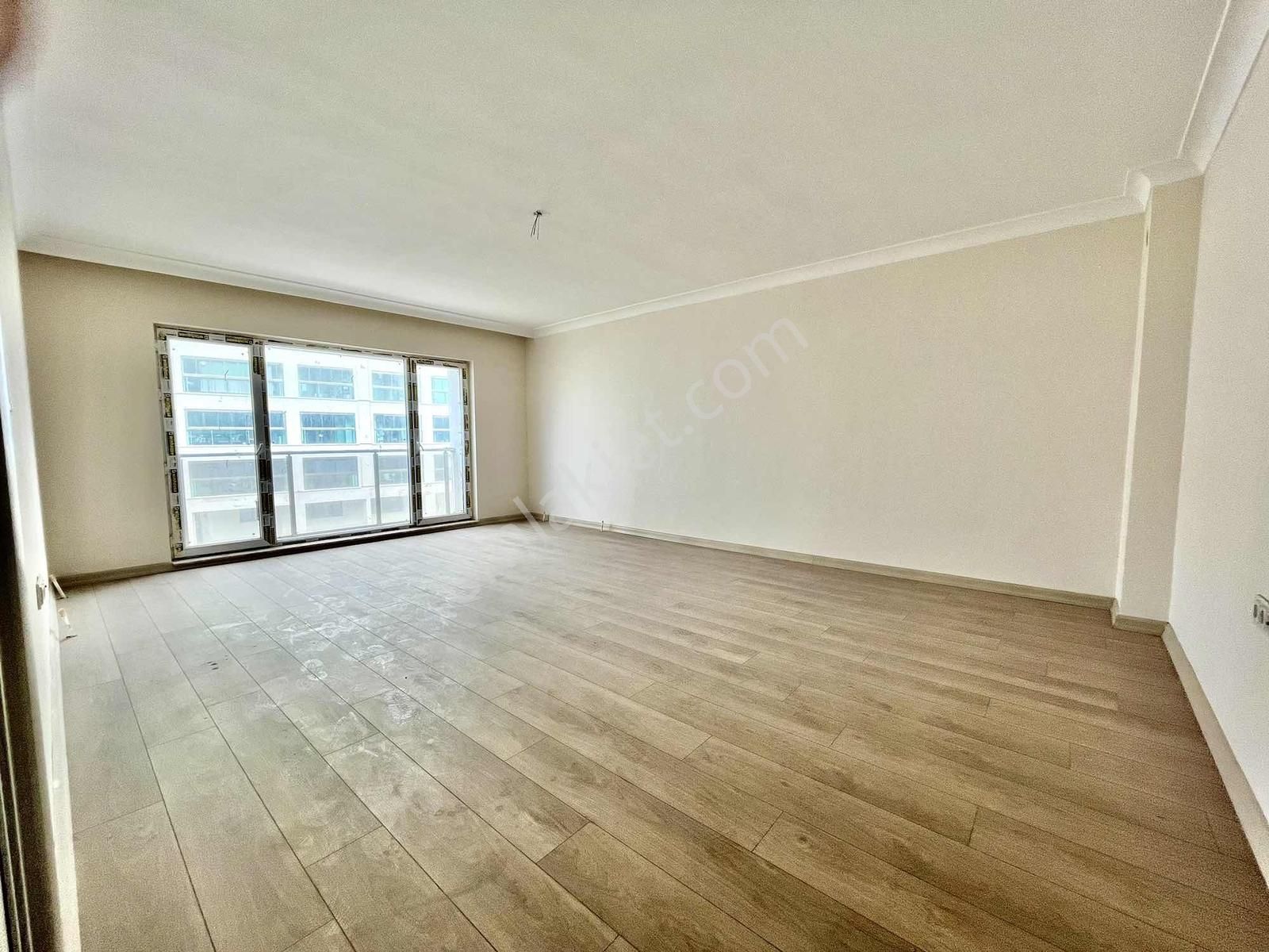 ^avantaj'dan Küçük Kayaş'ta Merkezi Konumlu 3+1 Lüx Site Dairesi - Görsel 13