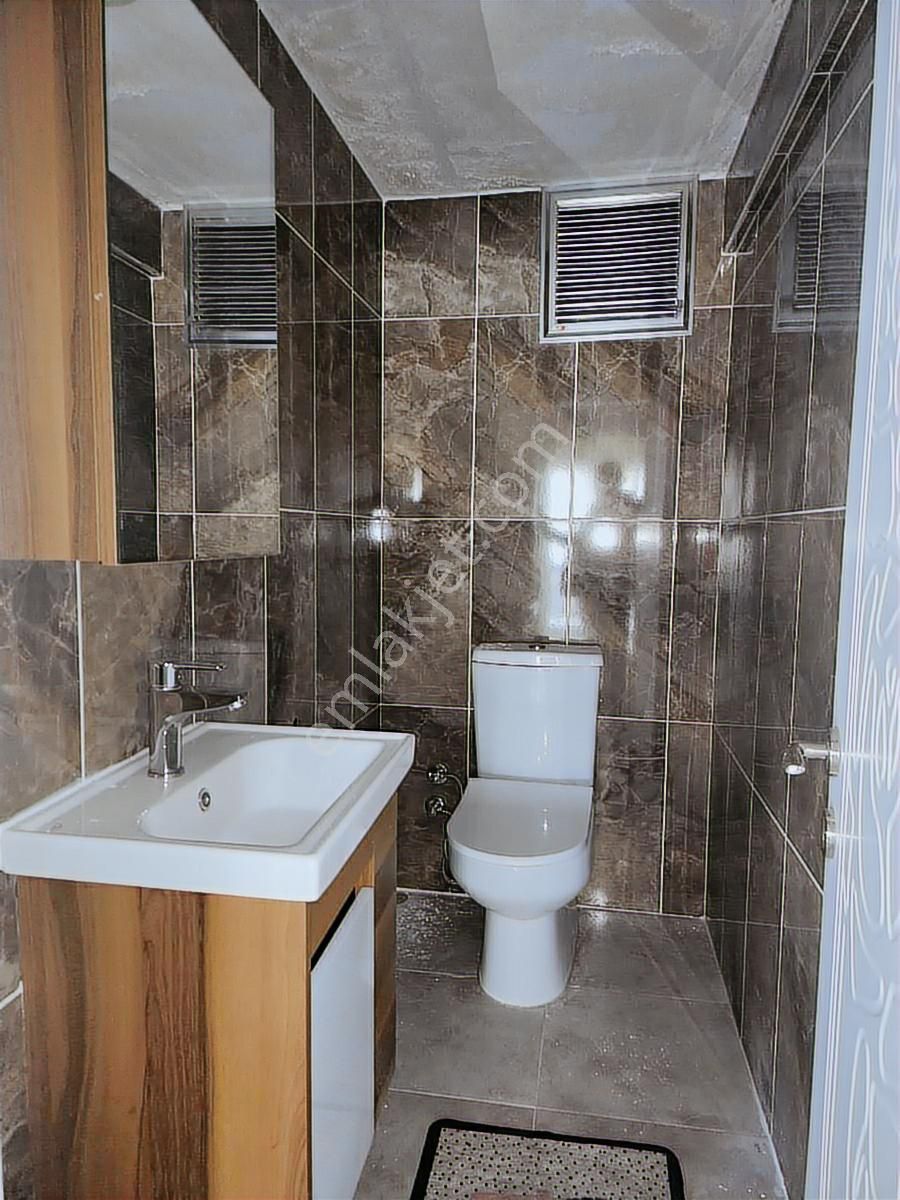 Kayalardan Gemlikte Caddeüstü Deniz Manzaralı 3+1 Lüks Arakat - Görsel 14