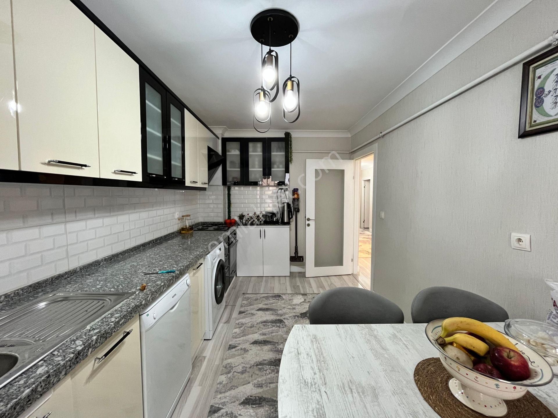 Kalecik Emlak'tan Ebeveyn Banyolu Full Yapılı Asansörlü 4+1 Daire - Görsel 2