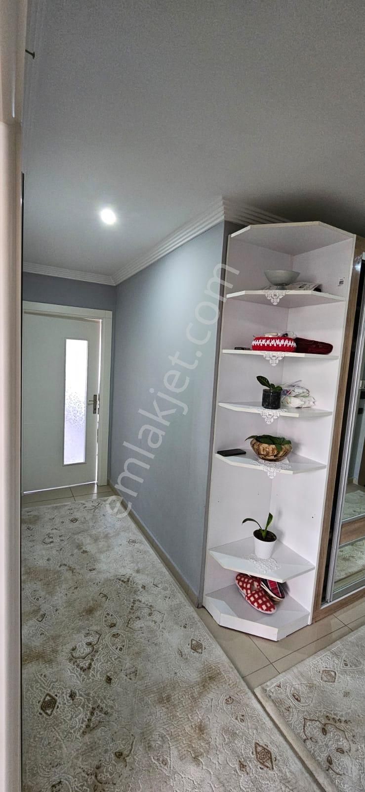 Masrafsız Kullanışlı Çok Geniş 2+1 Daire