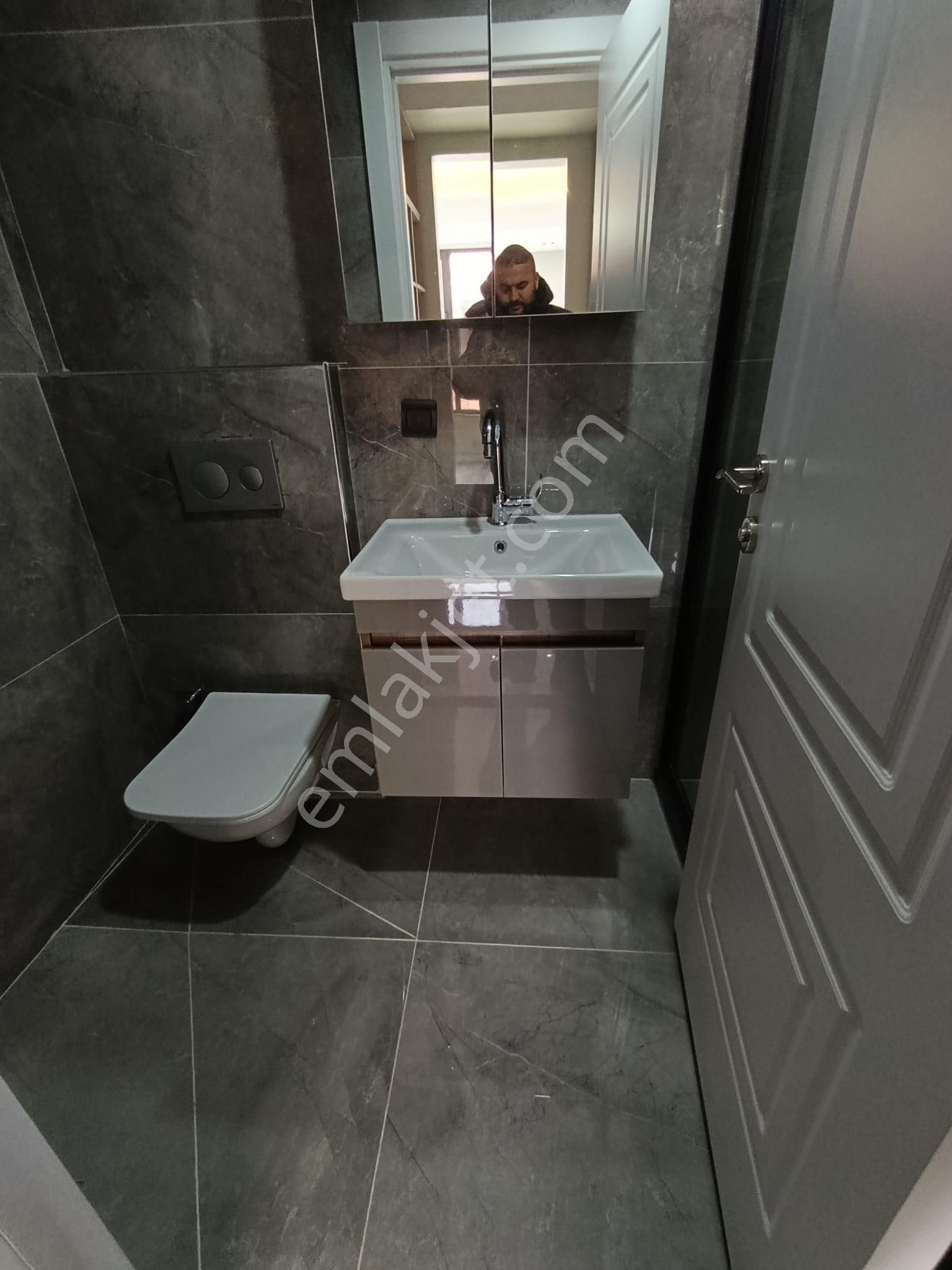 Çamlıca Mahallesinde 3+1 Giyinme Odalı Sıfır Daireler - Görsel 16