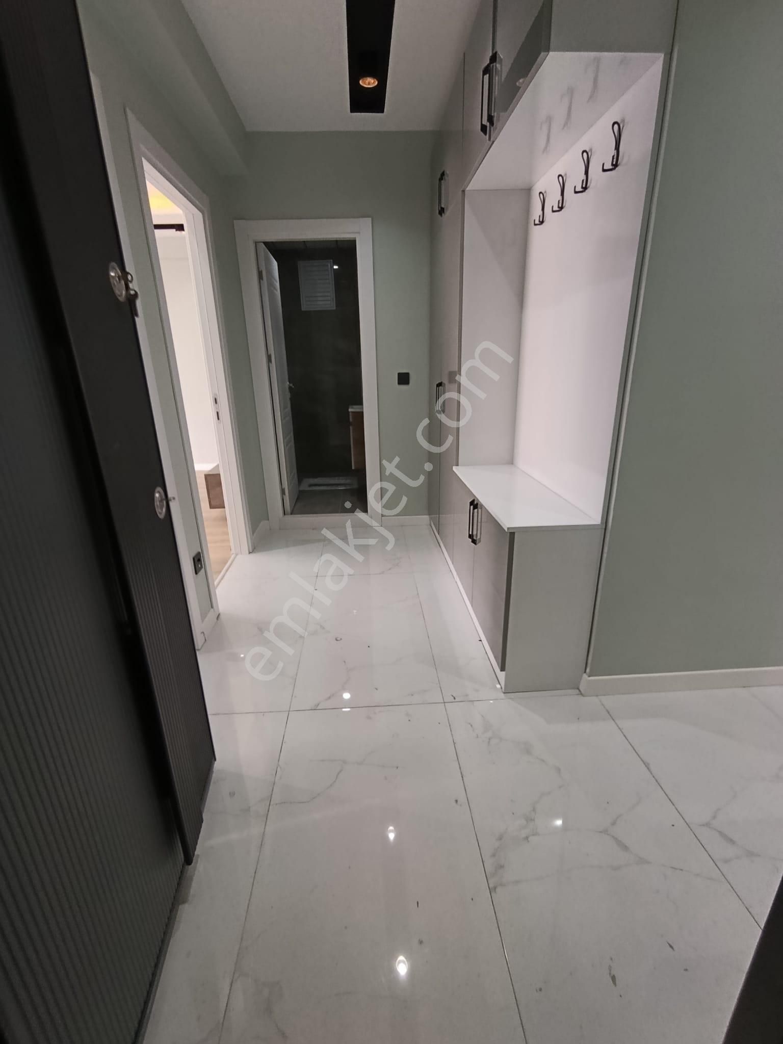 Çamlıca Mahallesinde 3+1 Giyinme Odalı Sıfır Daireler - Görsel 23