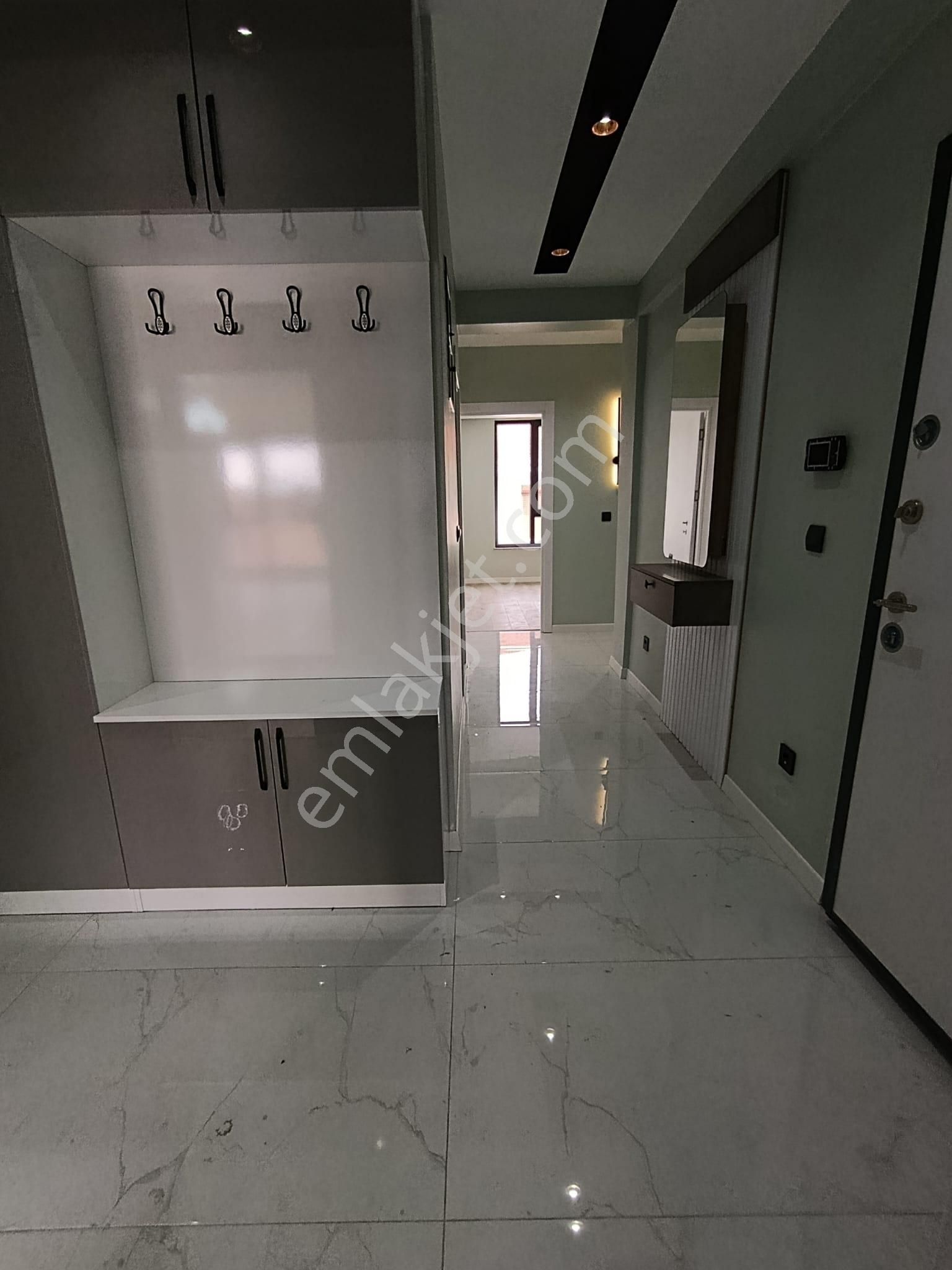 Çamlıca Mahallesinde 3+1 Giyinme Odalı Sıfır Daireler - Görsel 22