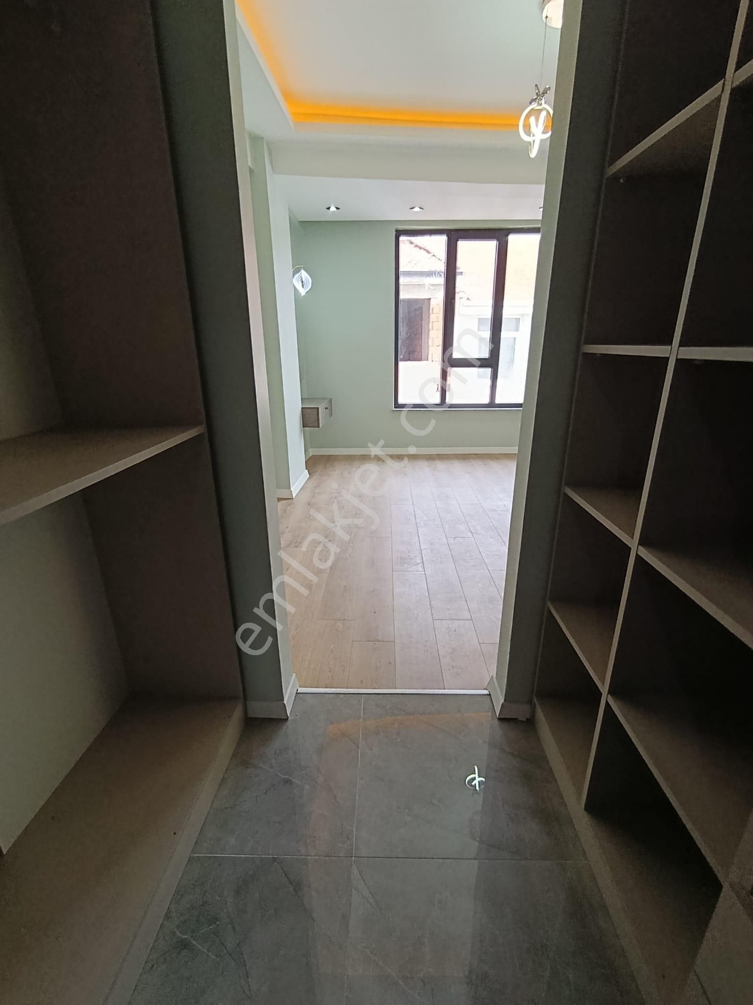 Çamlıca Mahallesinde 3+1 Giyinme Odalı Sıfır Daireler - Görsel 15