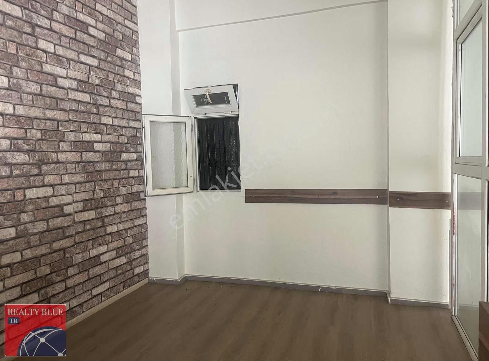Ataşehir Ferhatpaşa'da Kiralık 250 M2 Depo - Görsel 3