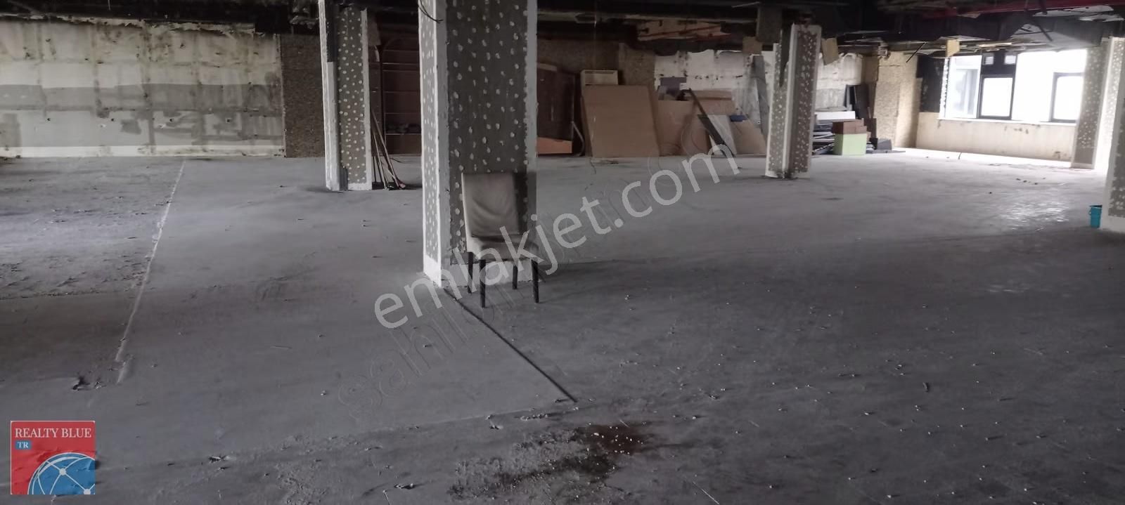 Kurtköy Yenişehir'de Süper Lokasyonda 1250m2 Kiralık İşyeri - Görsel 27