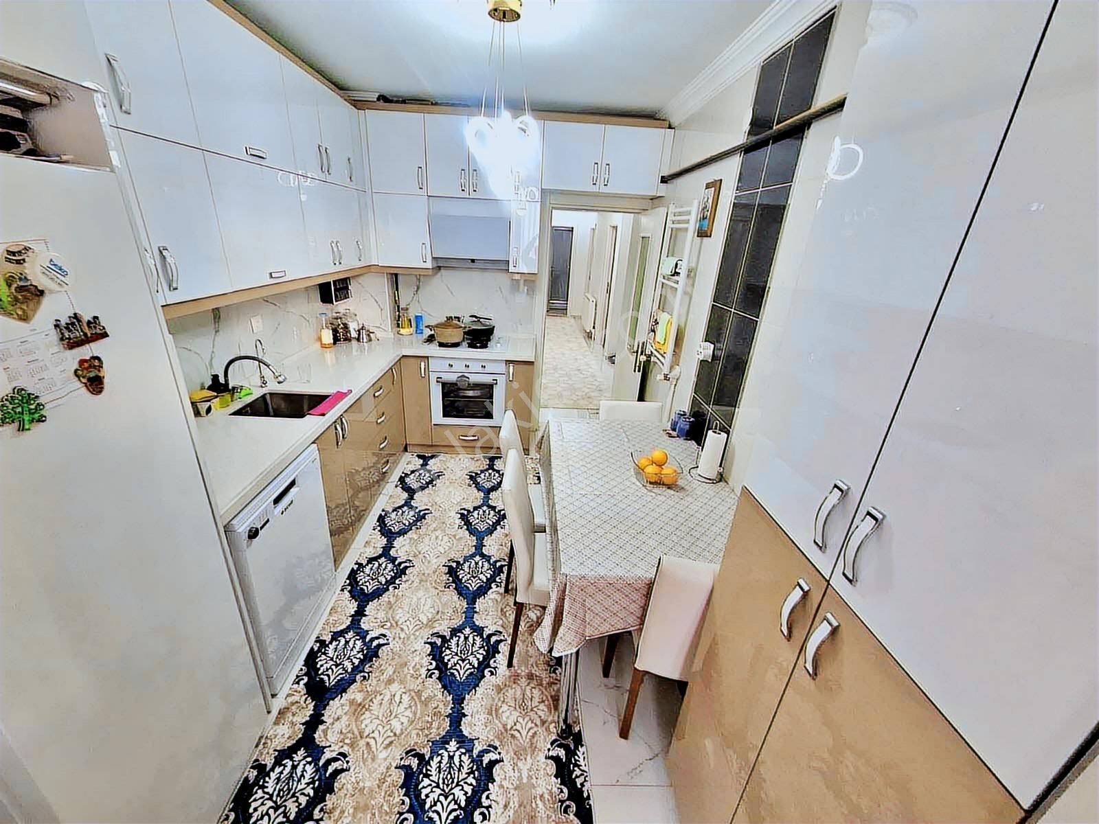 Avantaj'dan Küçük Kayaş'ta Cadde Dibi Ara Kat 3+1 Yapılı Daire.. - Görsel 6