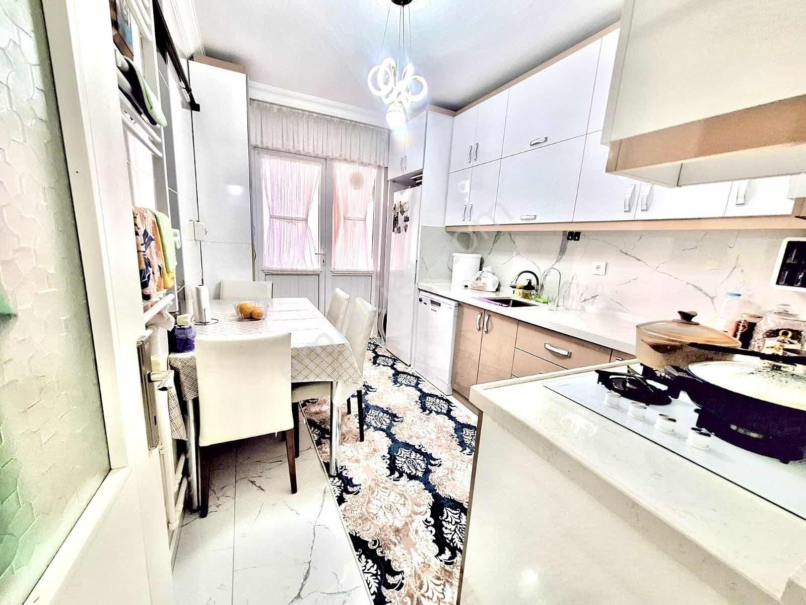 Avantaj'dan Küçük Kayaş'ta Cadde Dibi Ara Kat 3+1 Yapılı Daire.. - Görsel 25