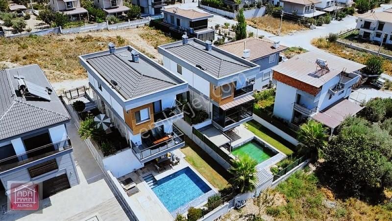 Kuşadası Karaova'da Satılık Lüks Tam Bağımsız Villa | 5+2 | - Görsel 11