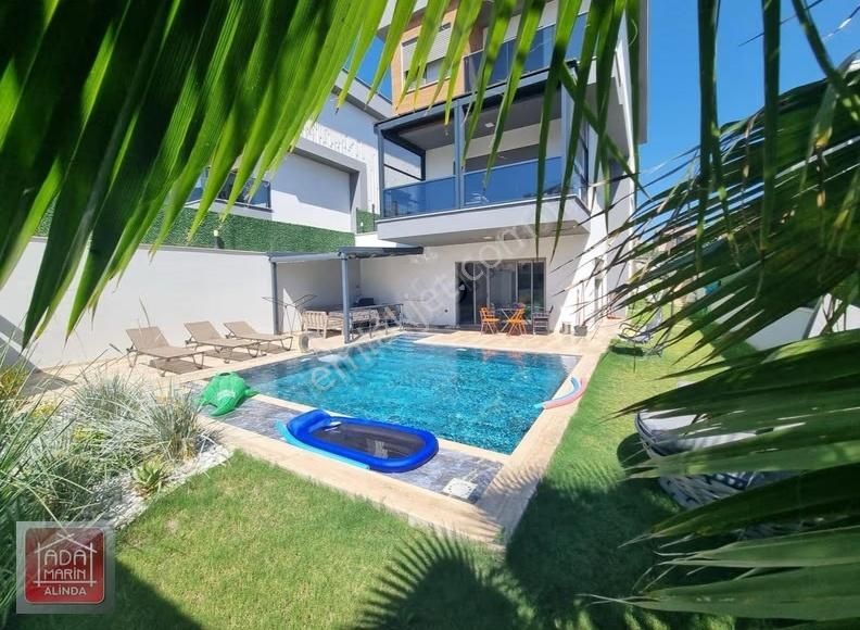 Kuşadası Karaova'da Satılık Lüks Tam Bağımsız Villa | 5+2 | - Görsel 12