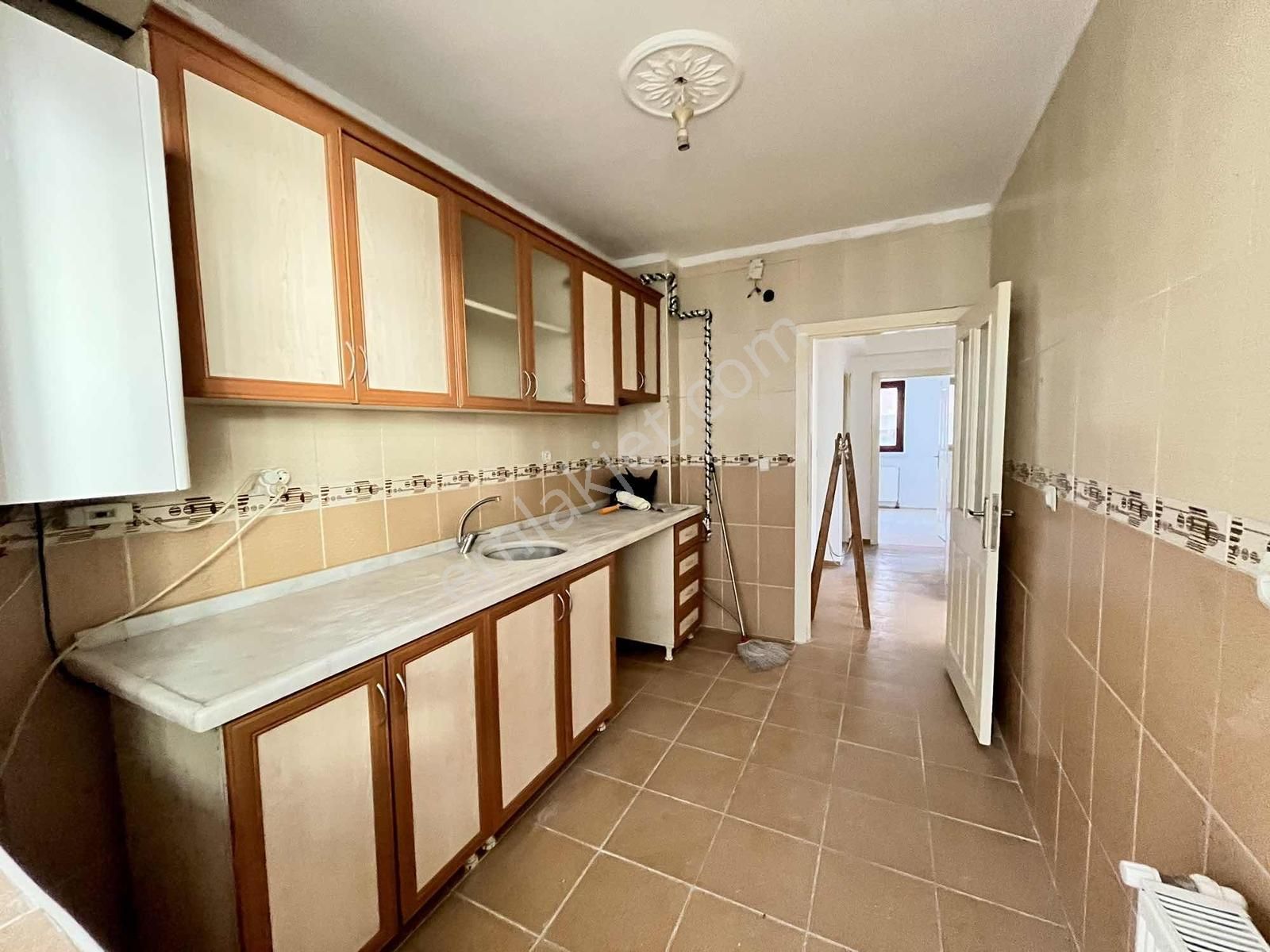 Avantaj'dan Yeşilbayır'da Fırsat!! Cadde Dibi Geniş 2+1 Daire... - Görsel 13