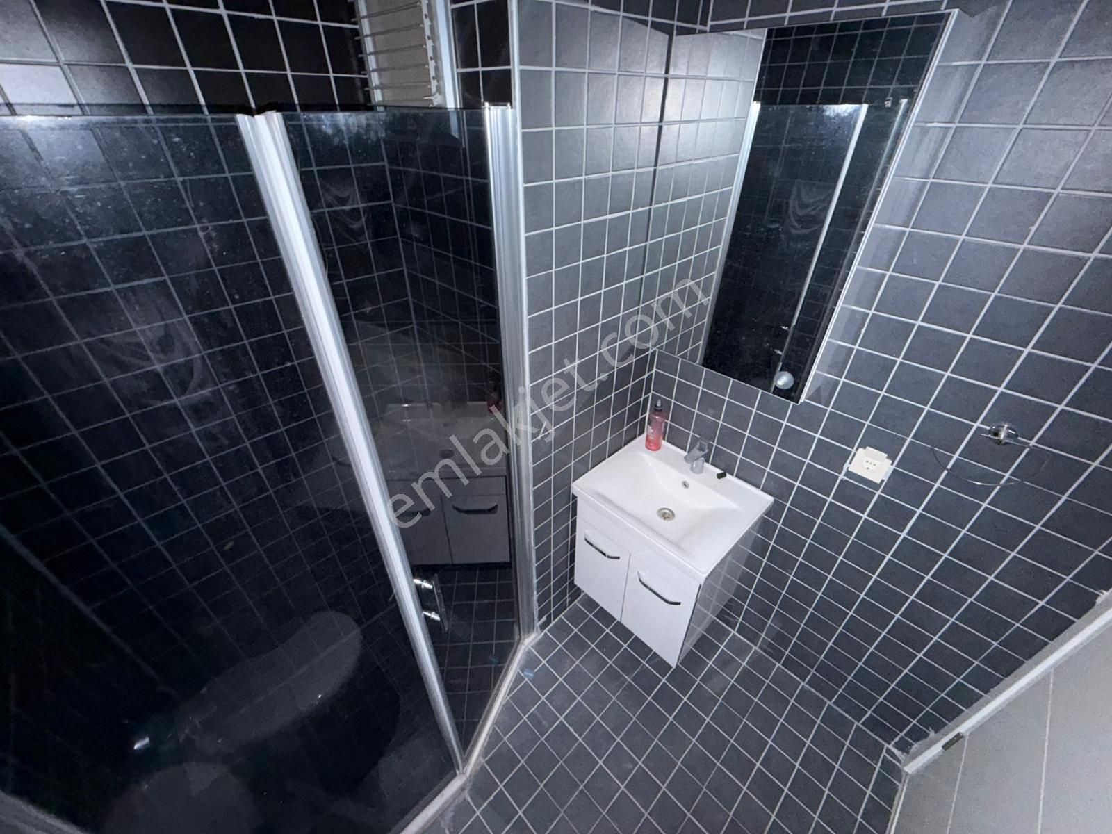 Parla'dan Gazicelal De Site İçinde K.otoparklı Satılık 3+1daire - Görsel 34